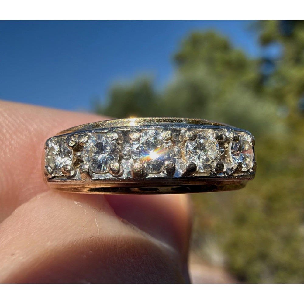Vintage 14k Solid Yellow Gold NNatural Earth Mined Diamond Ring - Size 6.75 Row